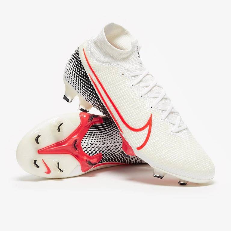 Футбольные бутсы и шиповки Nike Future Lab II Mercurial