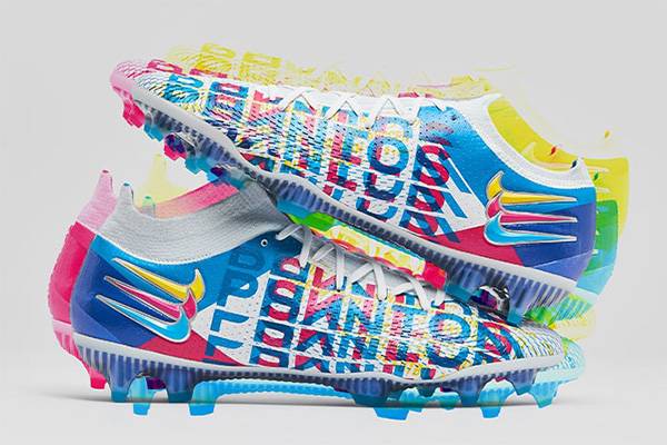Коллекция Nike Phantom GT 3D 